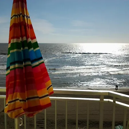 アパート Giovanni In Romantic Adria On The Beach