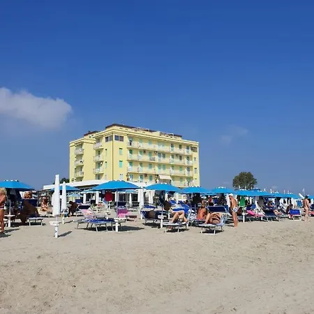 Giovanni In Romantic Adria On The Beach Apartamento